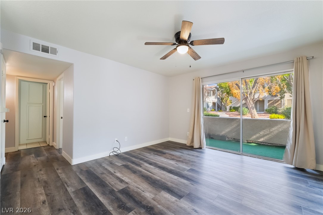 Photo 6 of 35, 3160 Tarpon Drive #102