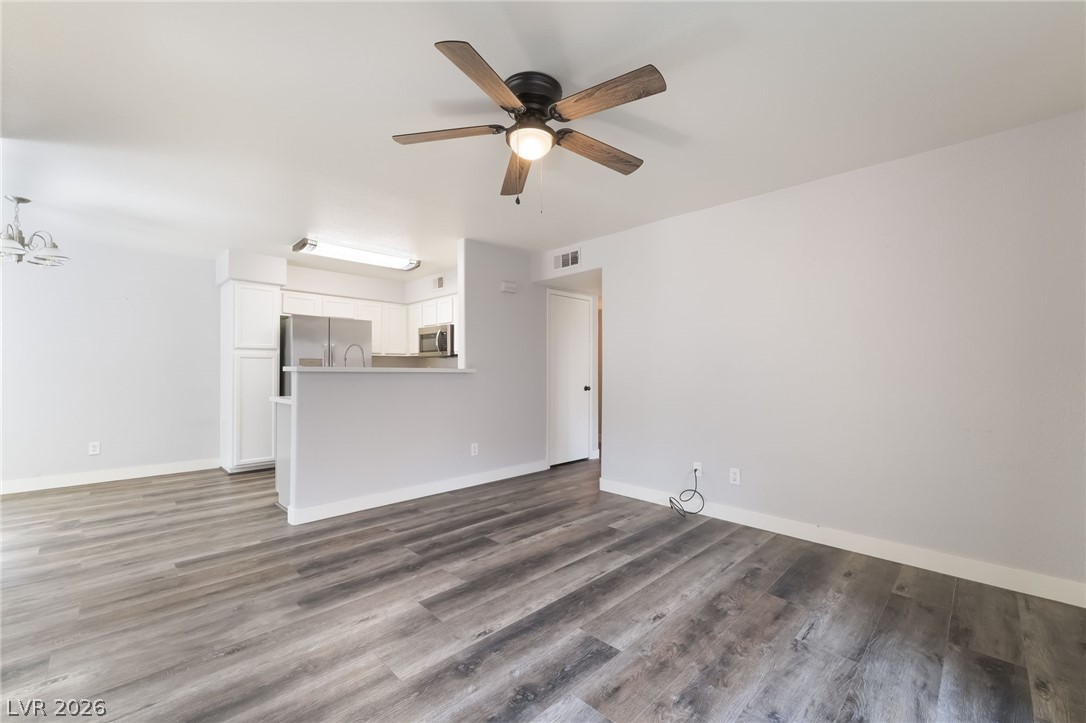 Photo 9 of 35, 3160 Tarpon Drive #102