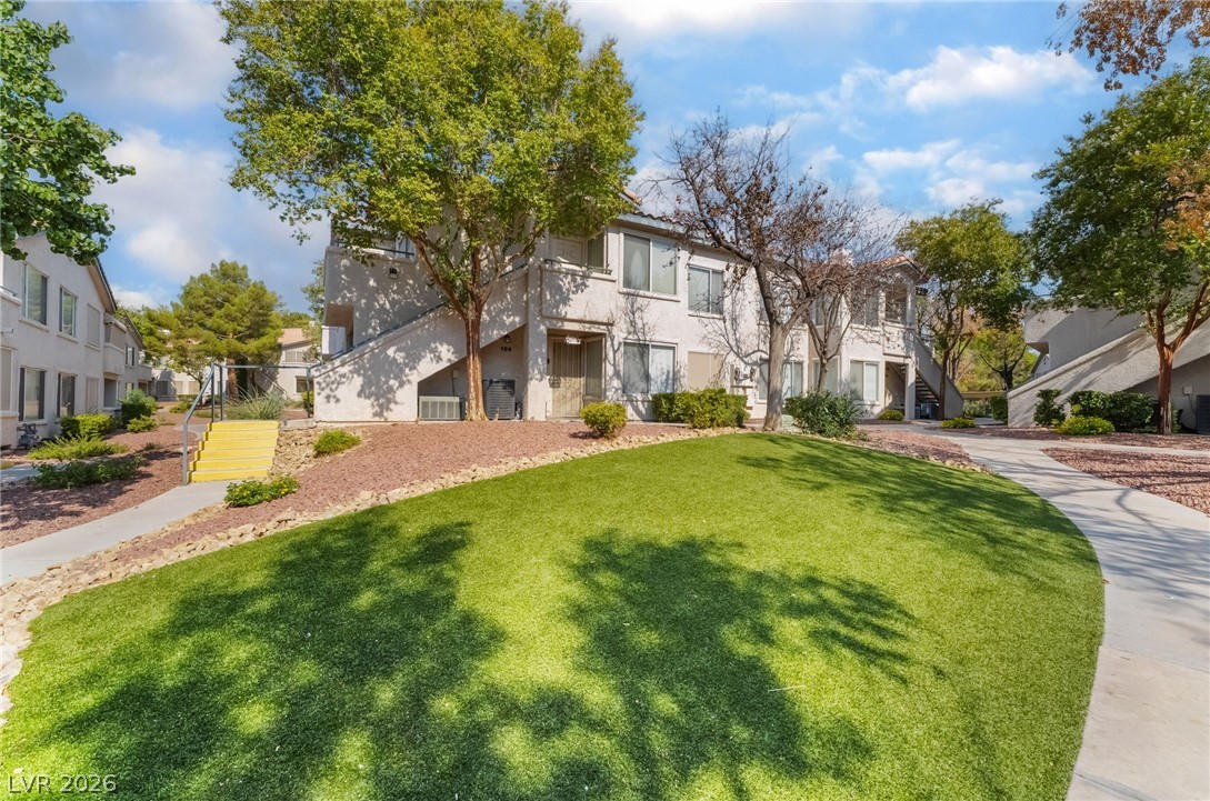 Photo 32 of 35, 3160 Tarpon Drive #102