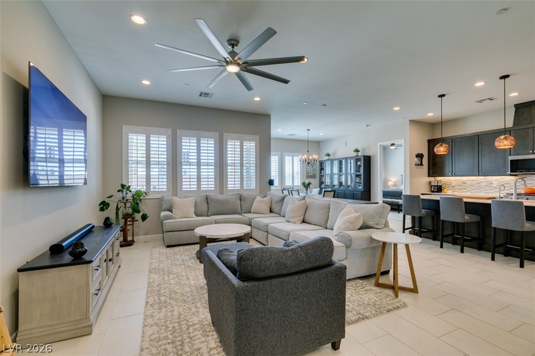 Photo 6 of 42, 9028 Skye Treeline Street