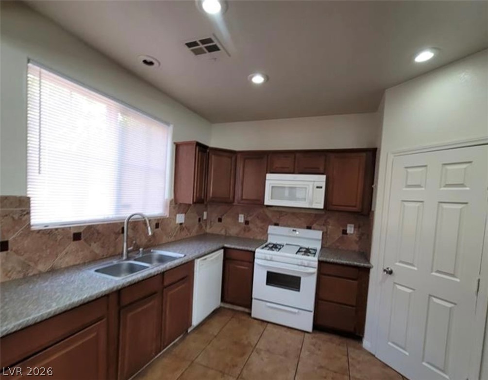Photo 4 of 5445 Indian Cedar Drive