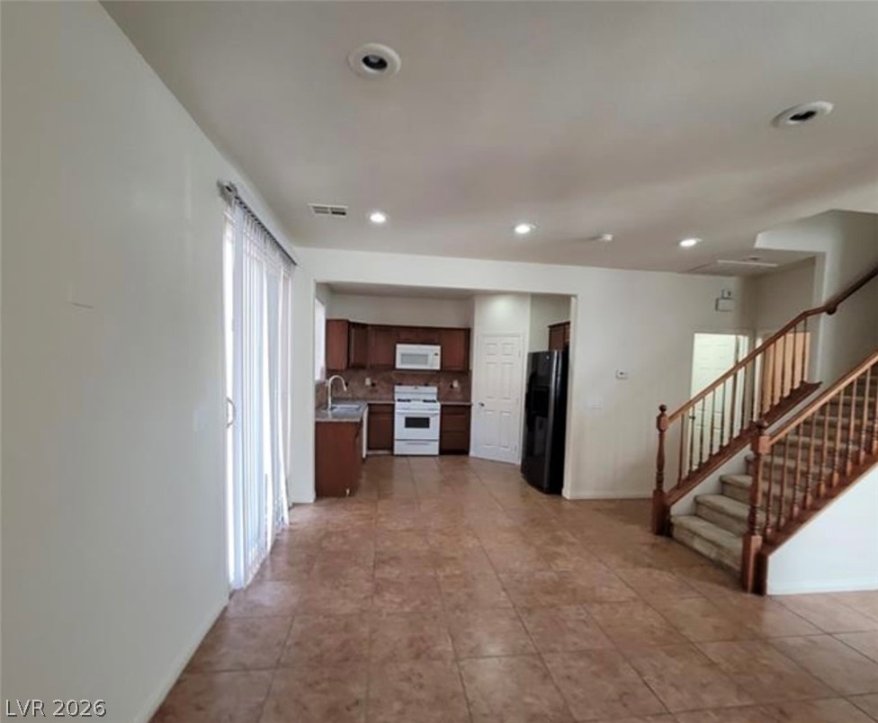 Photo 8 of 72, 5445 Indian Cedar Drive