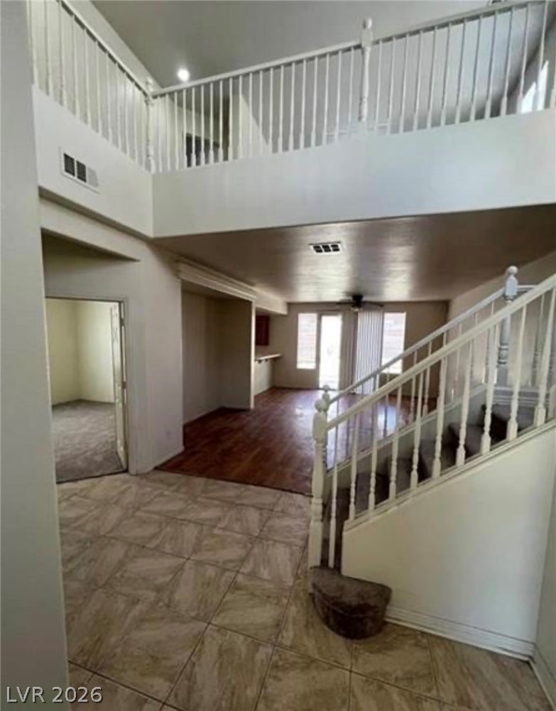 Photo 4 of 9460 Magnificent Avenue