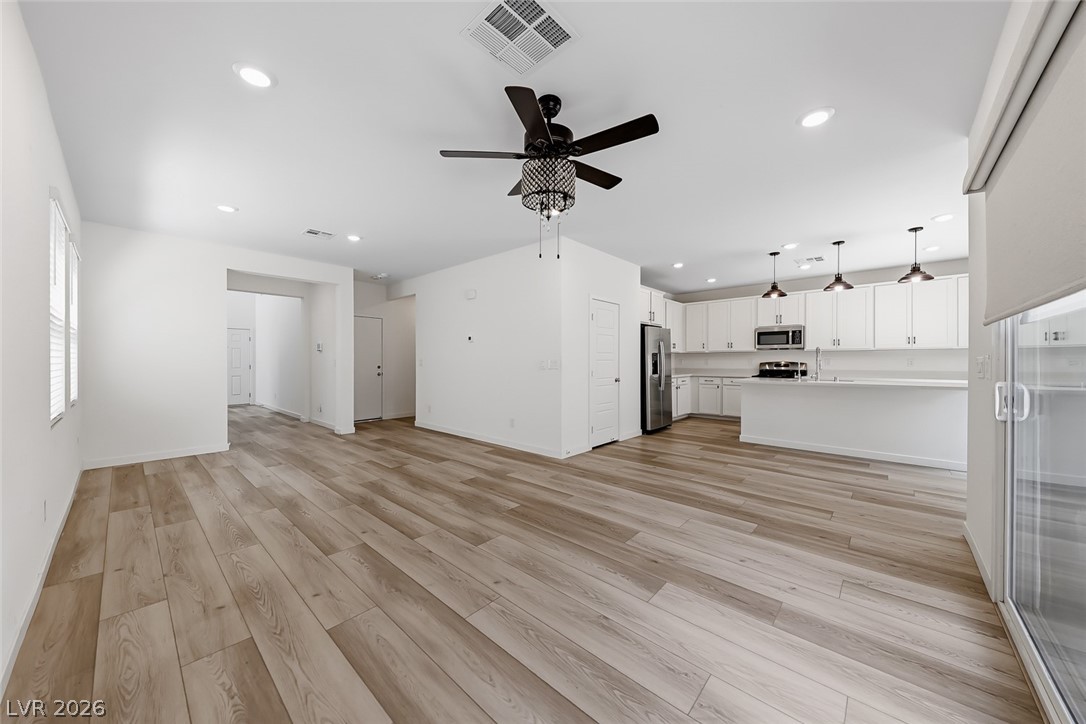 Photo 9 of 40, 8335 Meridian Ridge Avenue