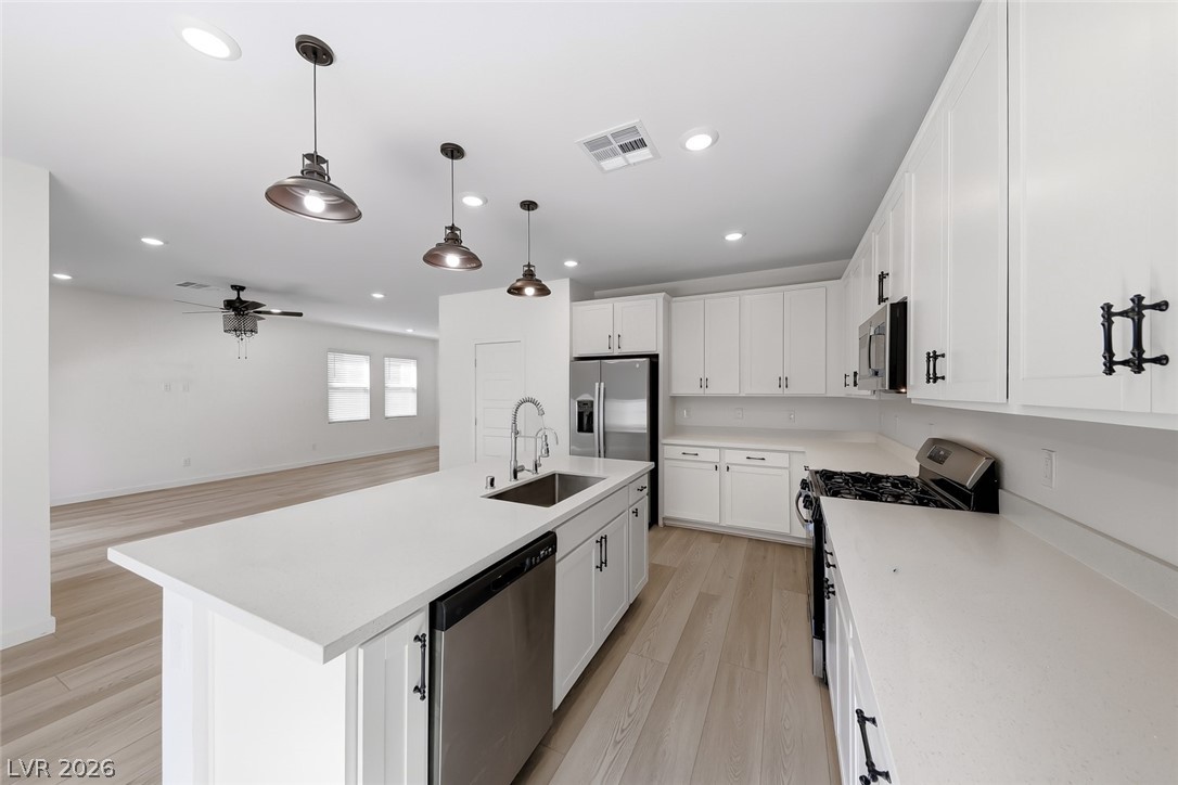 Photo 15 of 40, 8335 Meridian Ridge Avenue