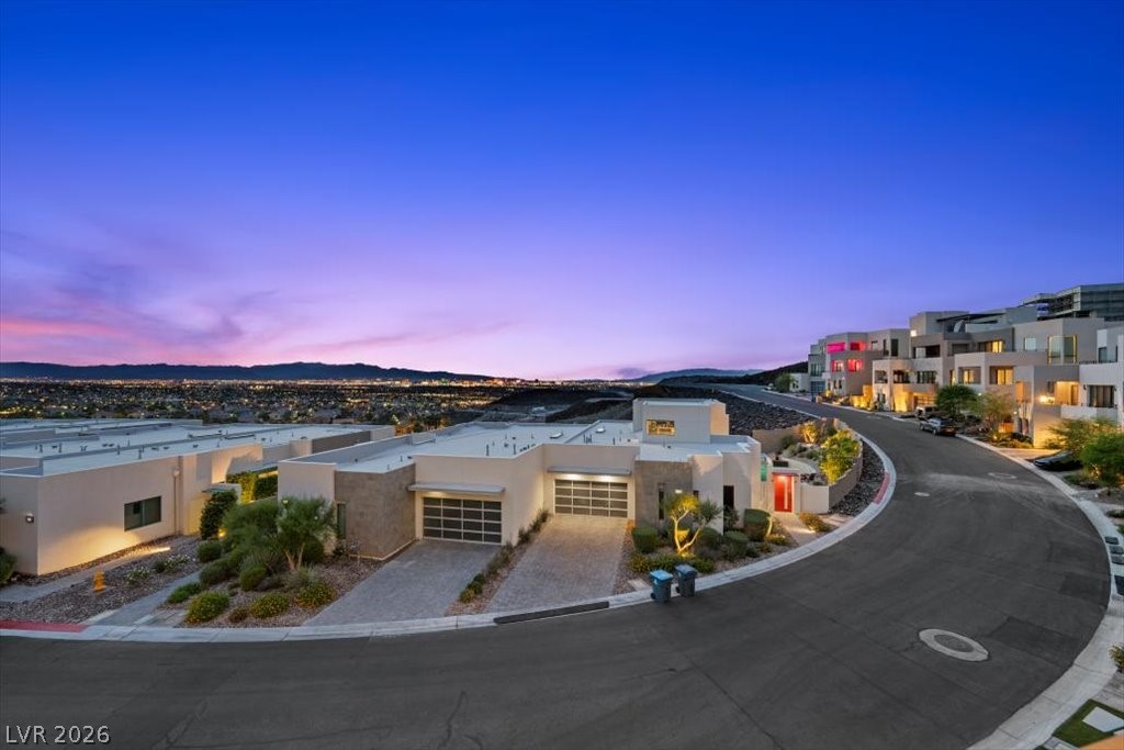 386 Solitude Peak Lane, Henderson 89012