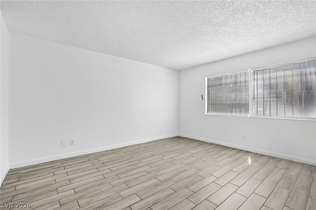 Photo 9 of 20, 1405 Vegas Valley Drive #281