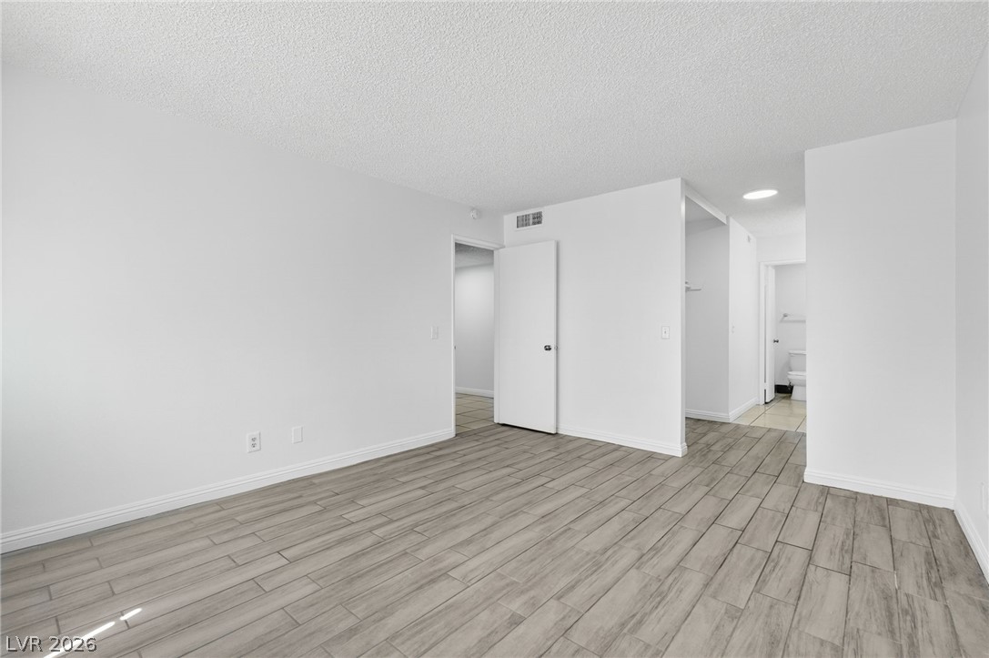 Photo 12 of 20, 1405 Vegas Valley Drive #281