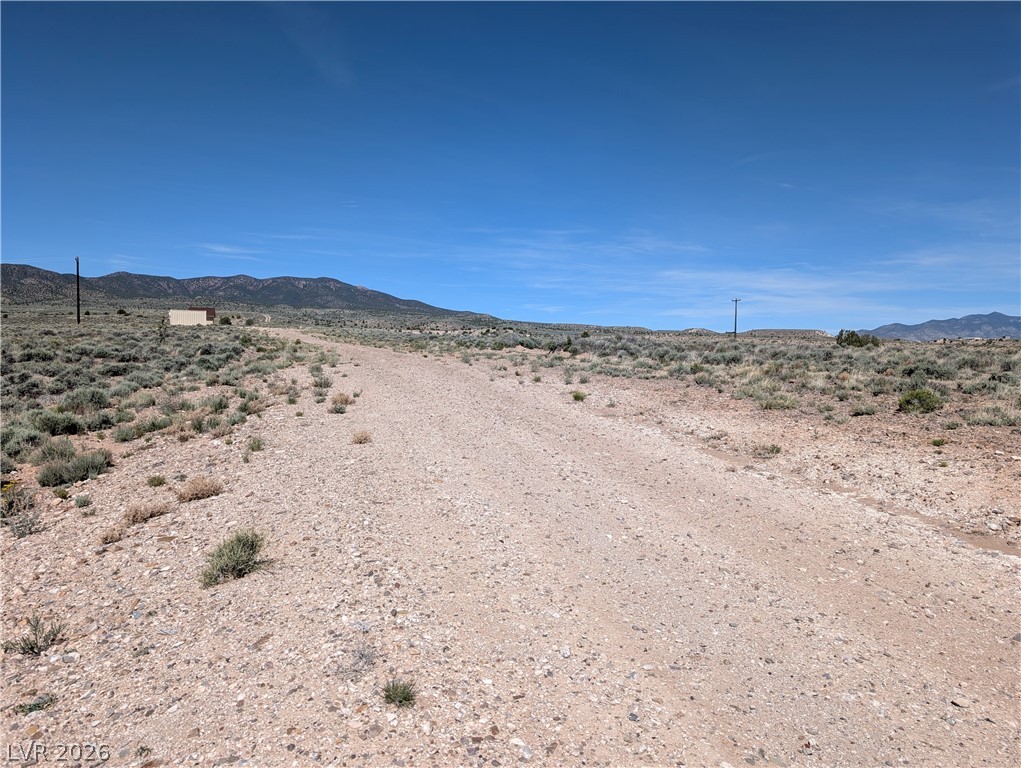 Photo 12 of 17, US Hwy 93 (25 Acres)