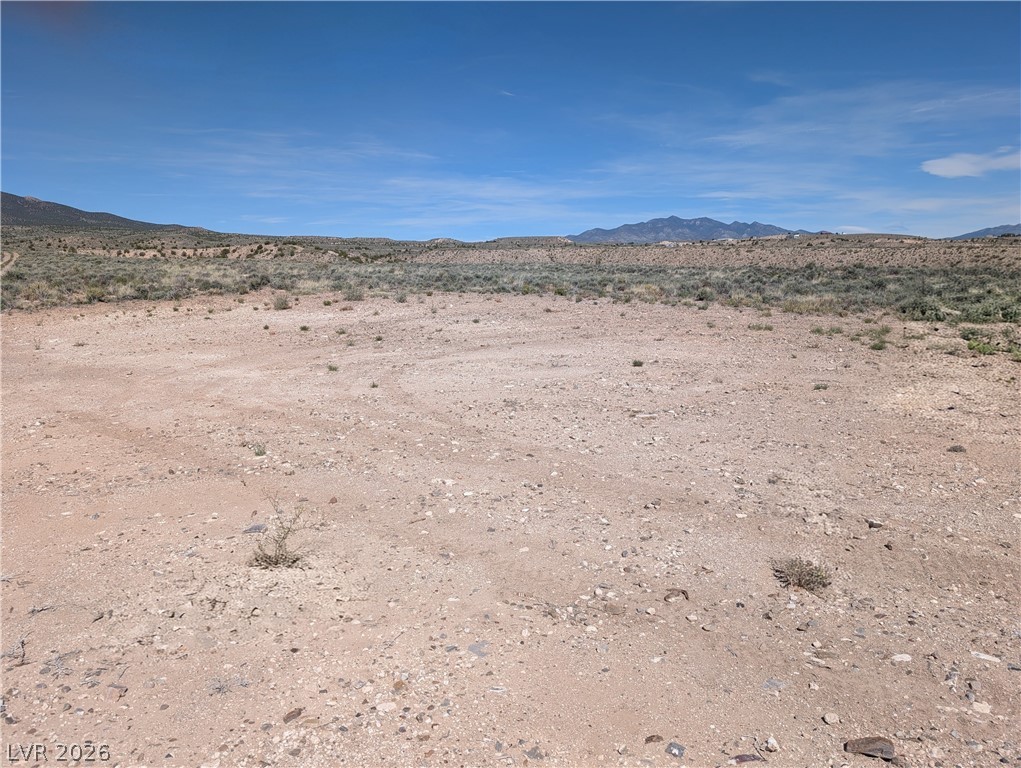 Photo 16 of 17, US Hwy 93 (25 Acres)