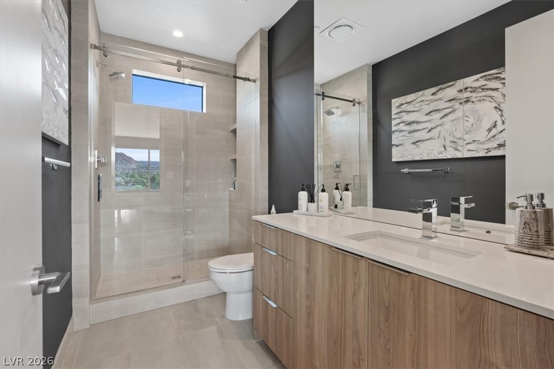 Photo 30 of 34, 40 Heron Harbour Drive