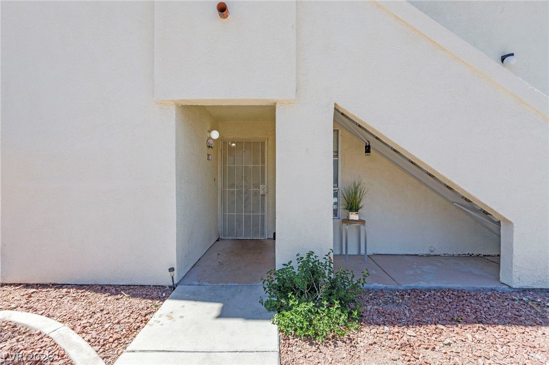 Photo 4 of 698 S Racetrack Road #311