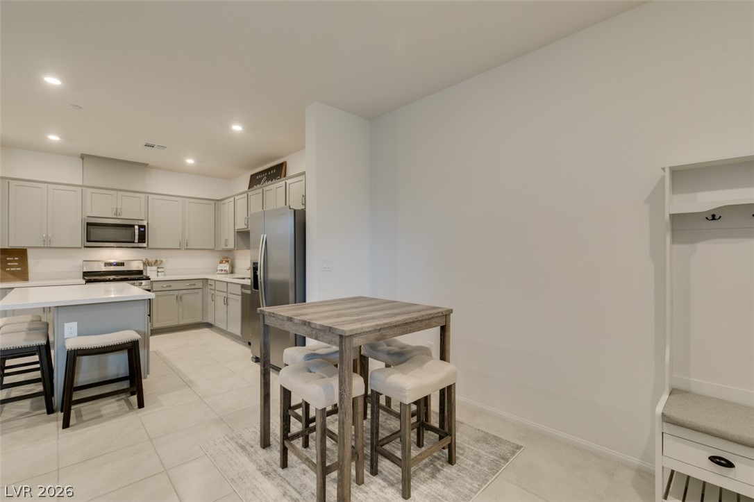 Photo 5 of 661 Bellus Place