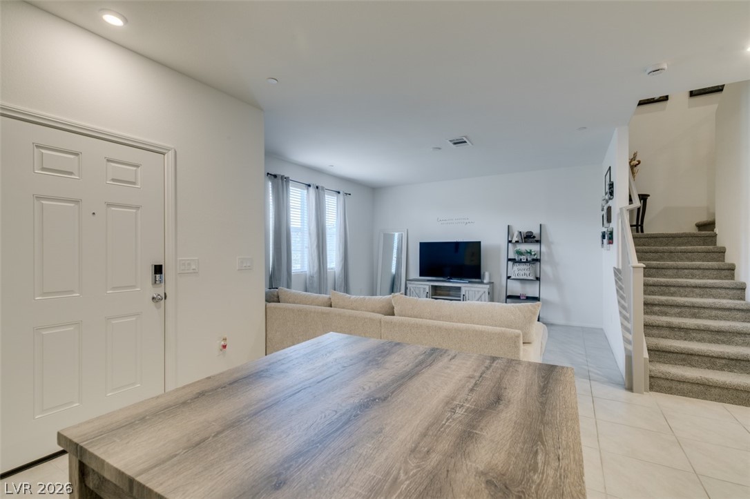 Photo 7 of 26, 661 Bellus Place