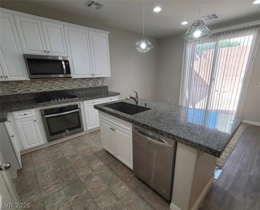 Photo 3 of 10449 Forked Run Street