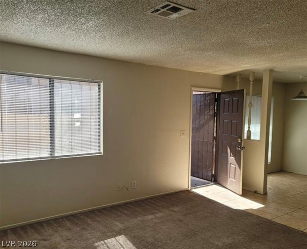 Photo 22 of 37, 4300 N Lamont Street #232