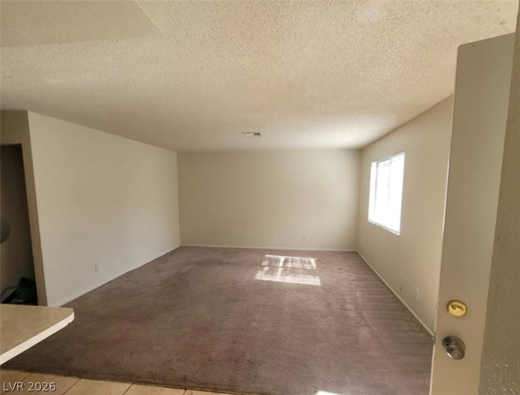 Photo 24 of 37, 4300 N Lamont Street #232