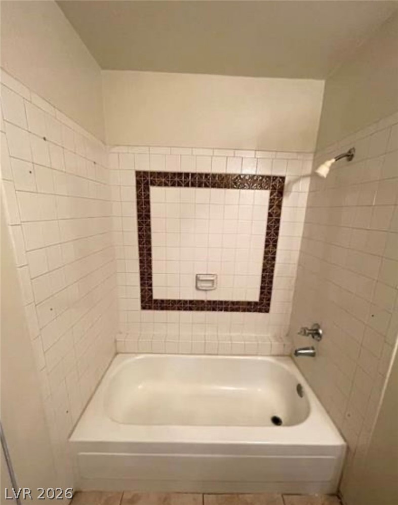 Photo 36 of 37, 4300 N Lamont Street #232