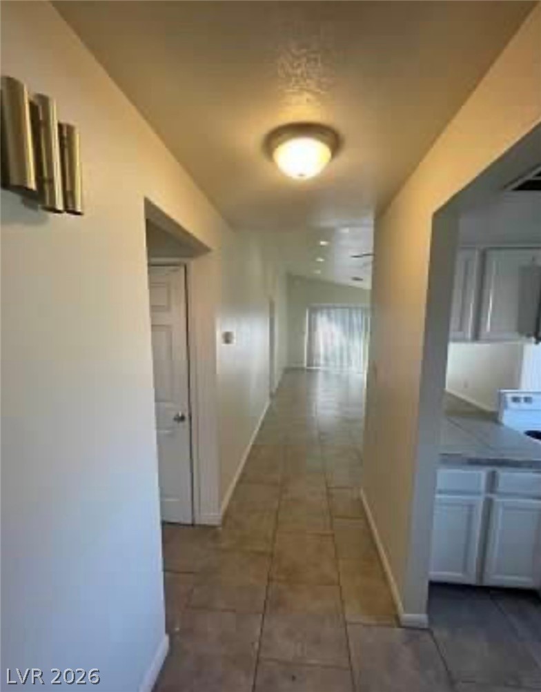 Photo 17 of 32, 3948 APPLECREST Street