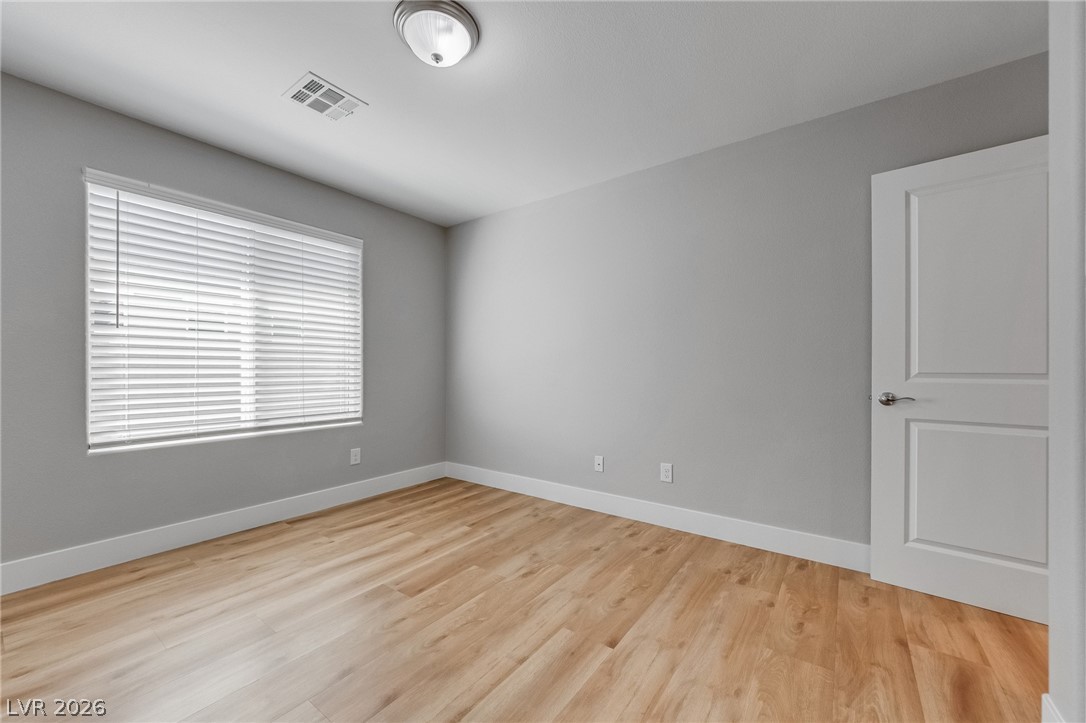 Photo 33 of 49, 4528 Pointleaf Street