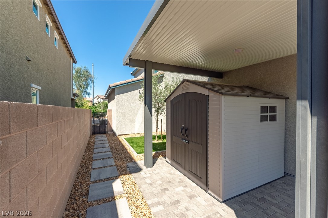 Photo 41 of 49, 4528 Pointleaf Street