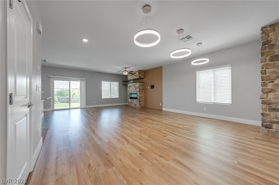 Photo 3 of 4528 Pointleaf Street
