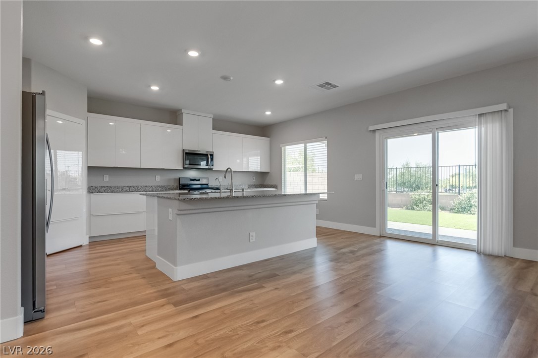 Photo 5 of 4528 Pointleaf Street