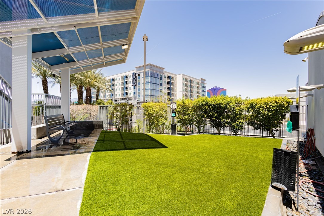 Photo 15 of 45, 4575 Dean Martin Drive #2312