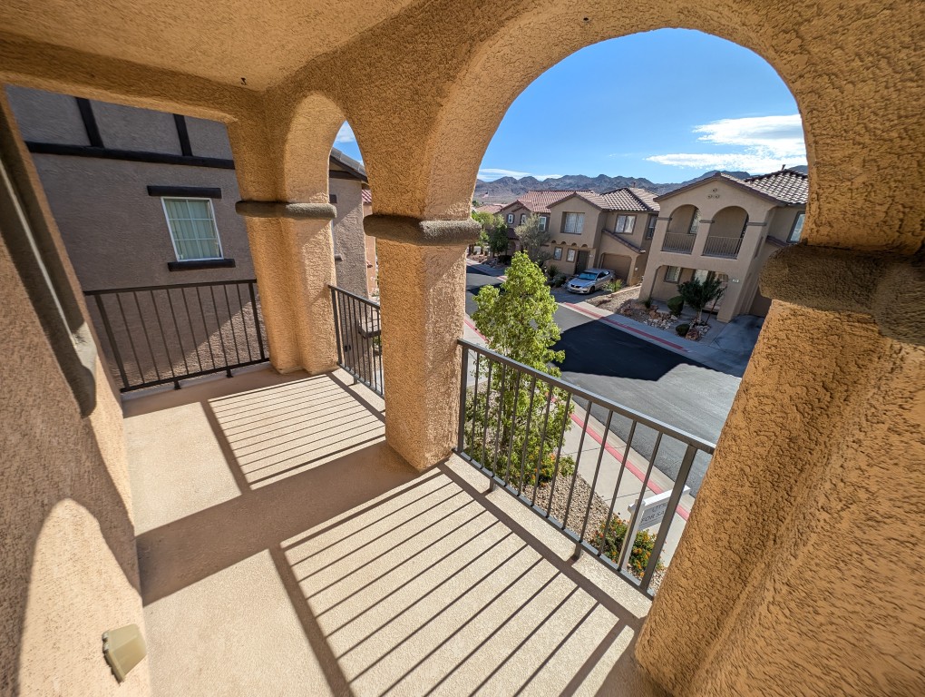 Photo 16 of 41, 1135 Paradise Garden Drive