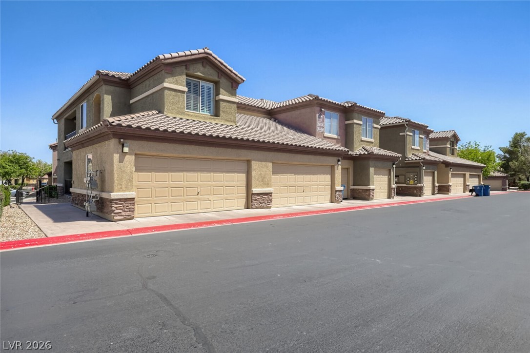 6868 Sky Pointe Drive #2064, Las Vegas 89131