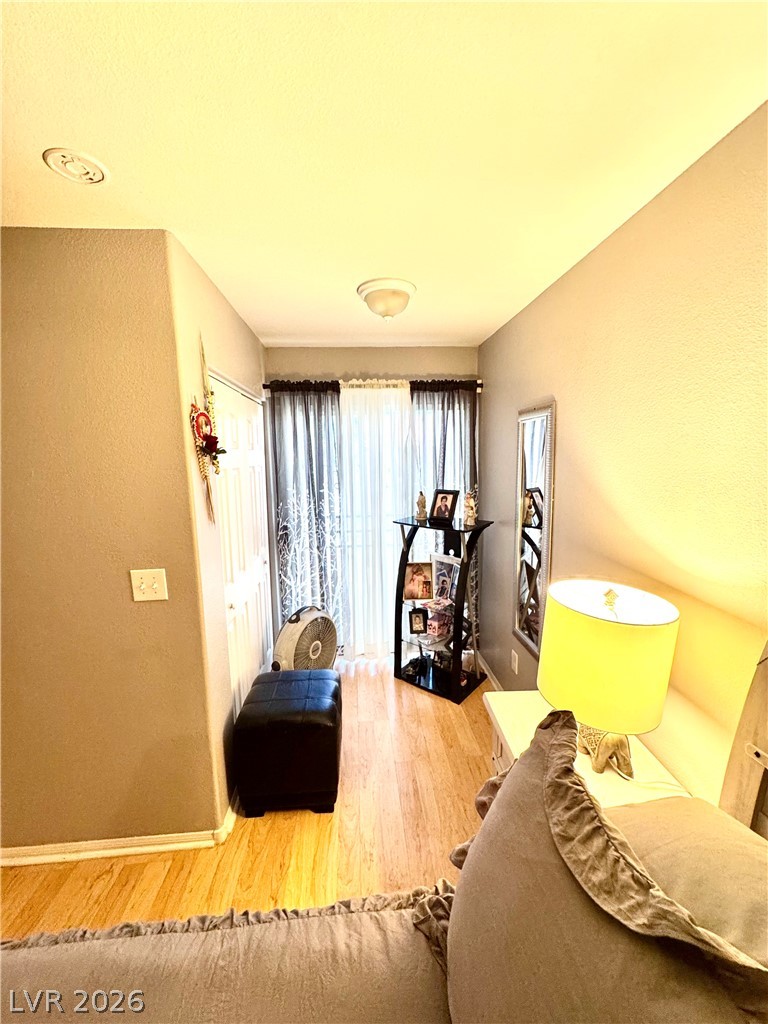 Photo 16 of 17, 1600 N Torrey Pines Drive #101