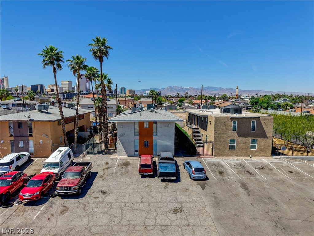 637 N 11th Street, Las Vegas 89101