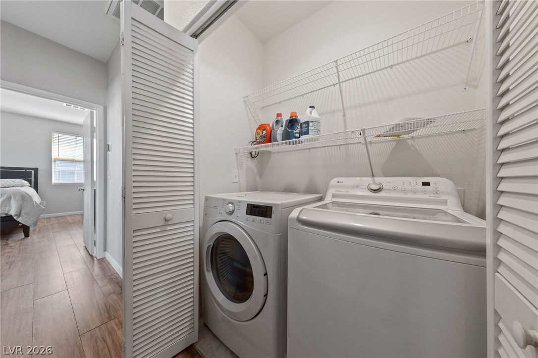Photo 16 of 17, 9121 Ripple Ridge Avenue #101