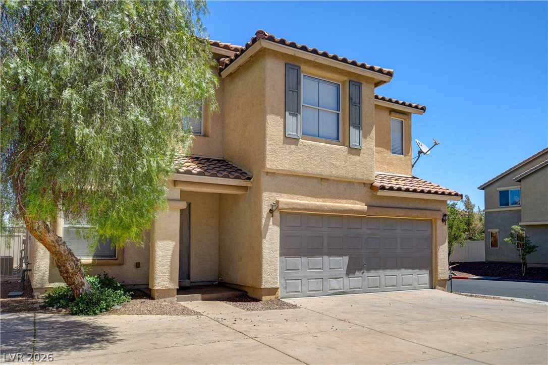 Photo 4 of 535 Albacate Street