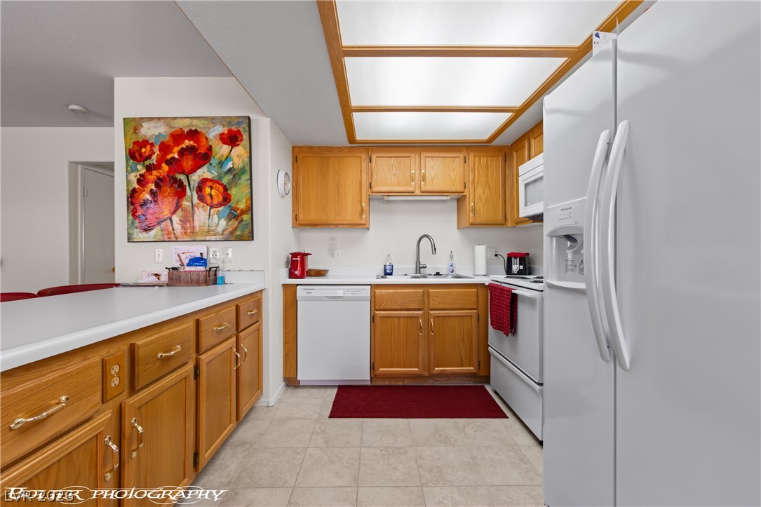 Photo 11 of 50, 957 Mesquite Springs Drive #102