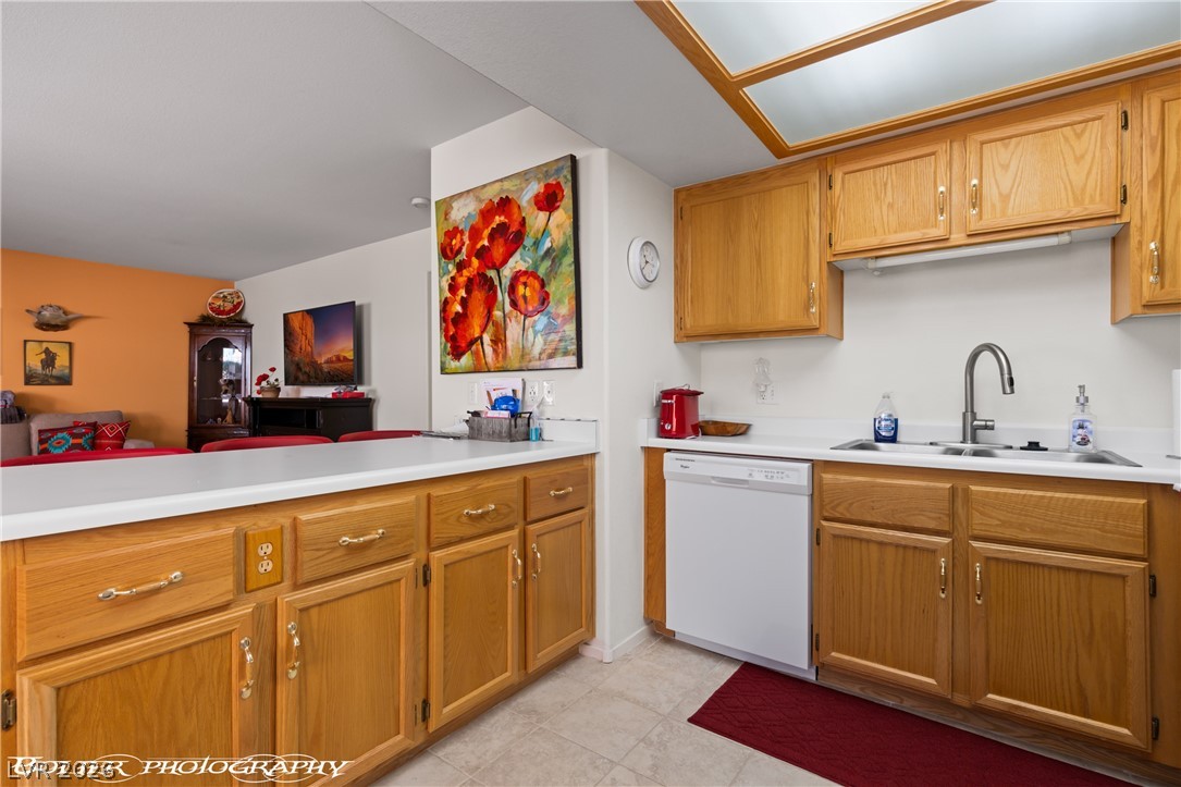 Photo 13 of 50, 957 Mesquite Springs Drive #102