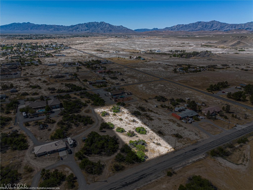 Photo 2 of 3411 W Mesquite Avenue
