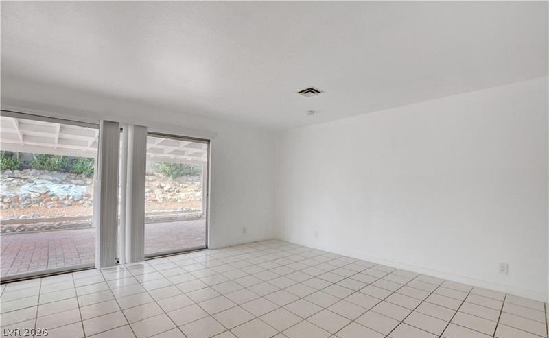 Photo 9 of 24, 1308 Montclair Street
