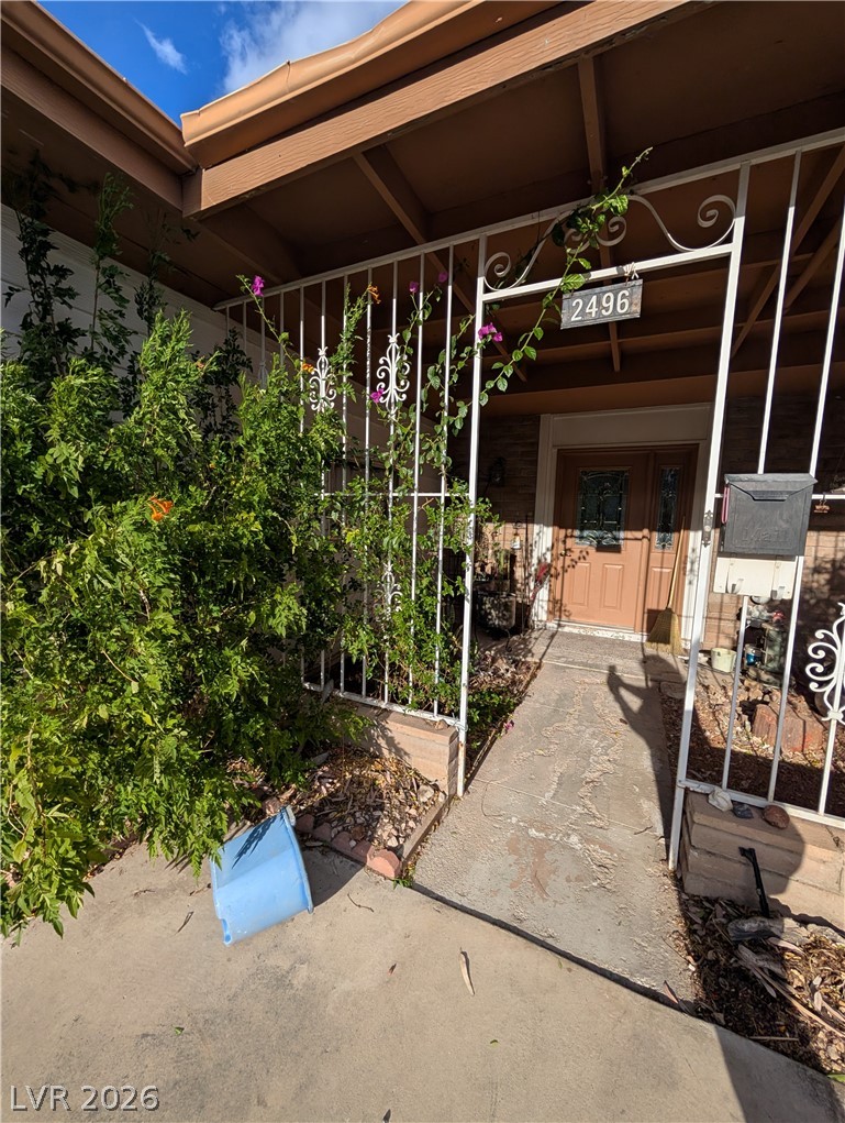 Photo 4 of 2496 Abarth Street