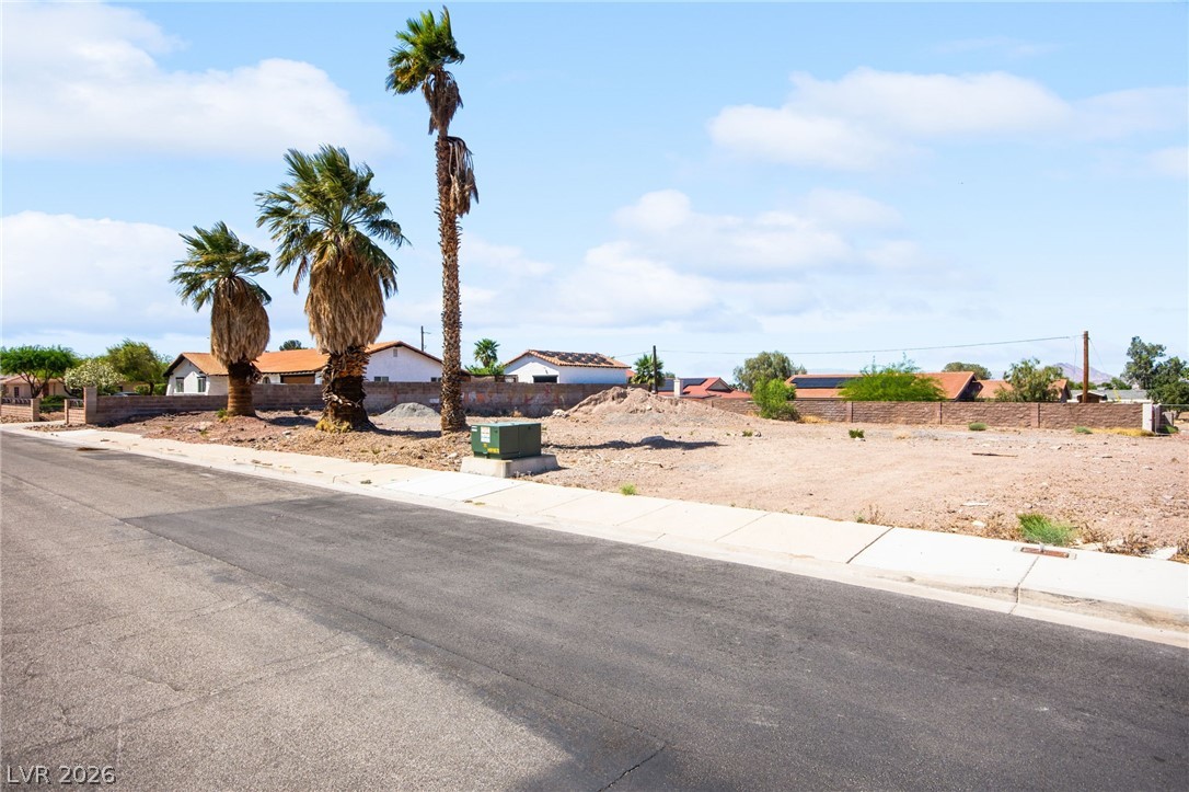 Photo 6 of 48, 320 E Kimberly Drive