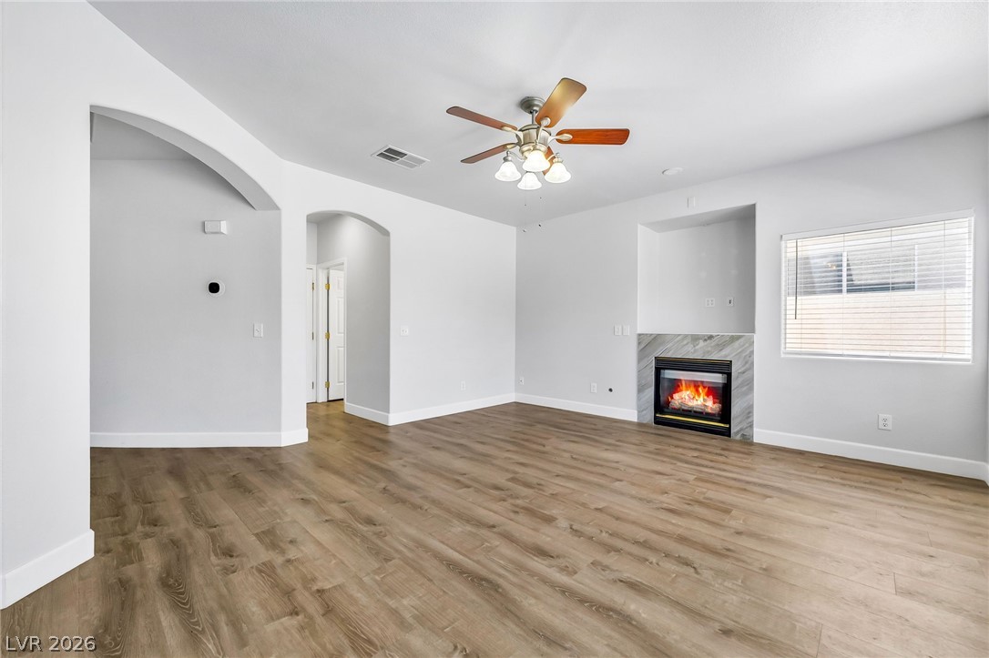 Photo 9 of 39, 972 Upper Meadows Place