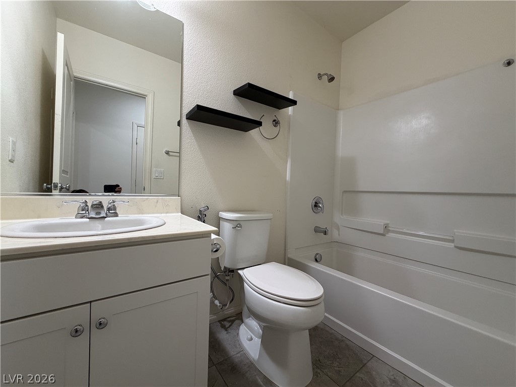 Photo 37 of 51, 9830 Colenso Court