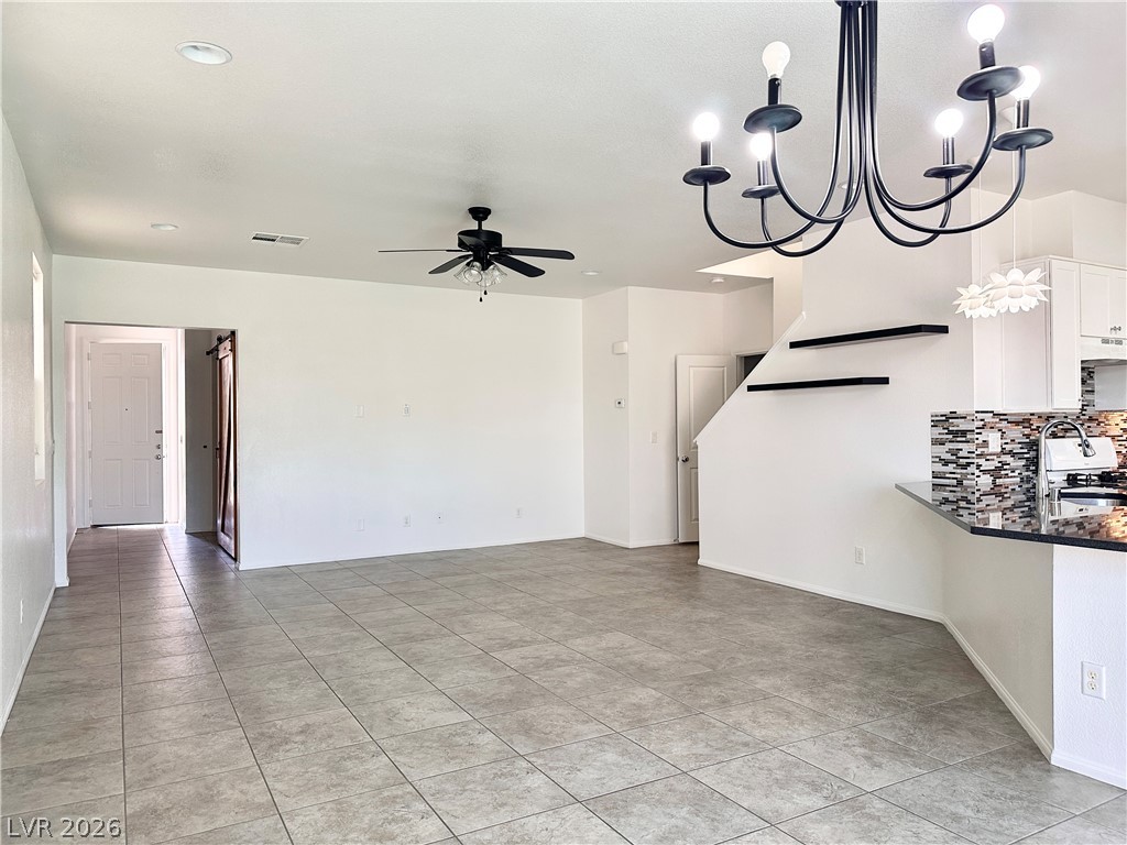 Photo 12 of 51, 9830 Colenso Court