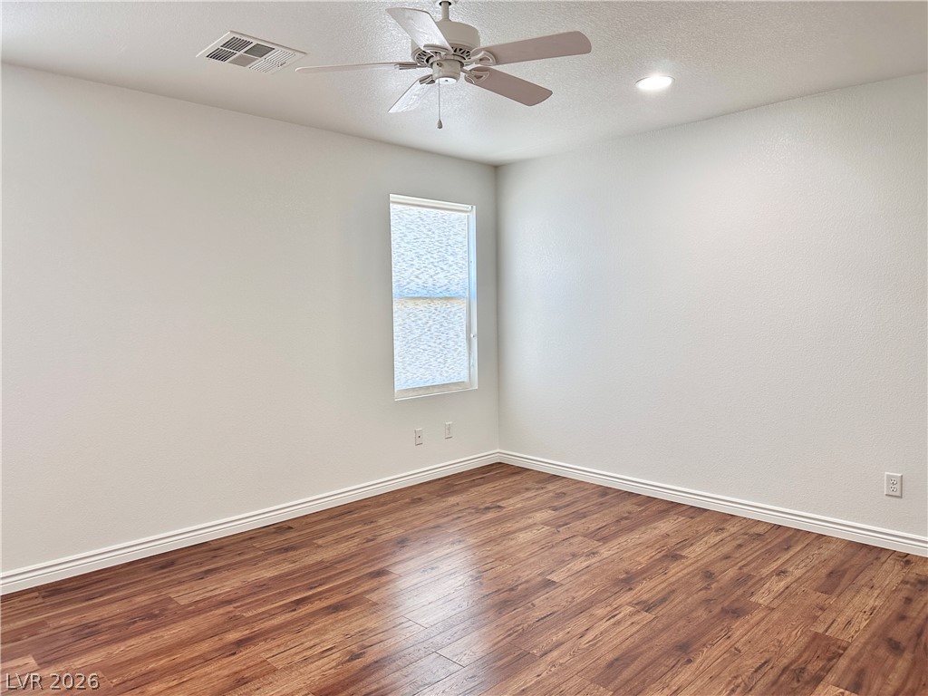 Photo 29 of 51, 9830 Colenso Court