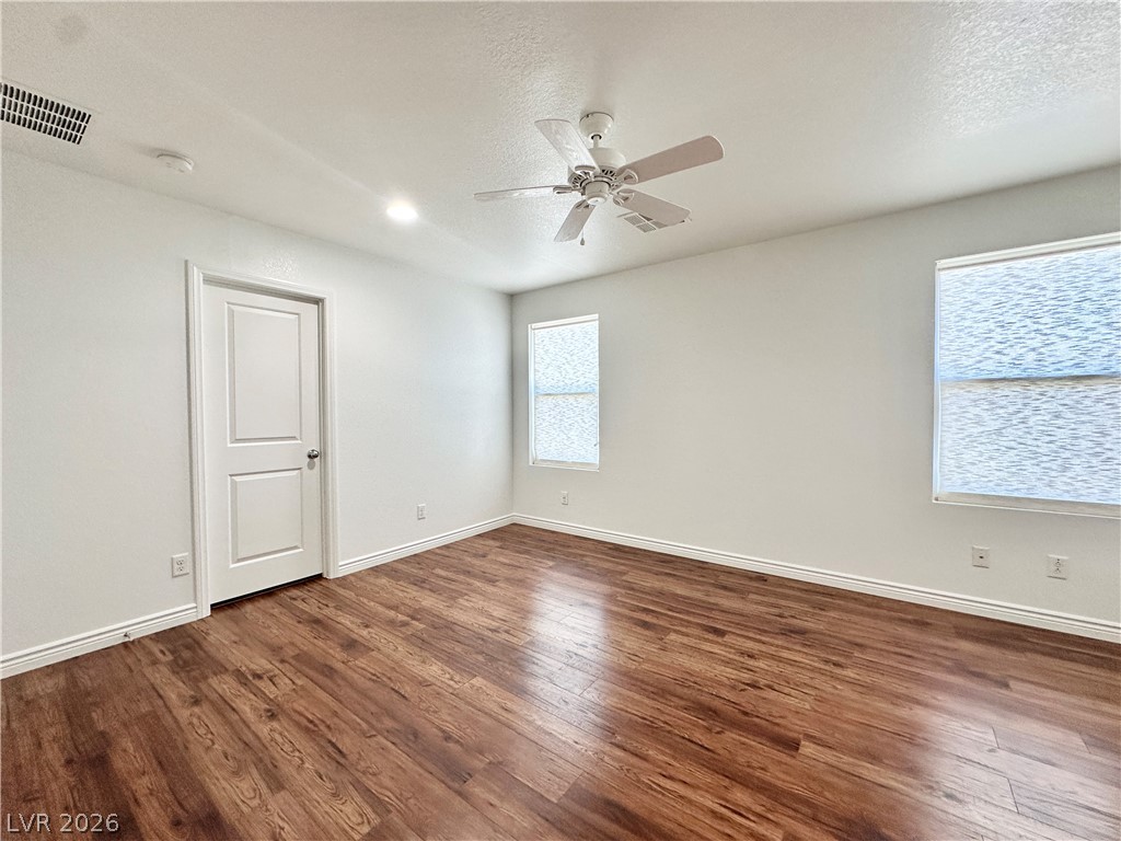 Photo 34 of 51, 9830 Colenso Court