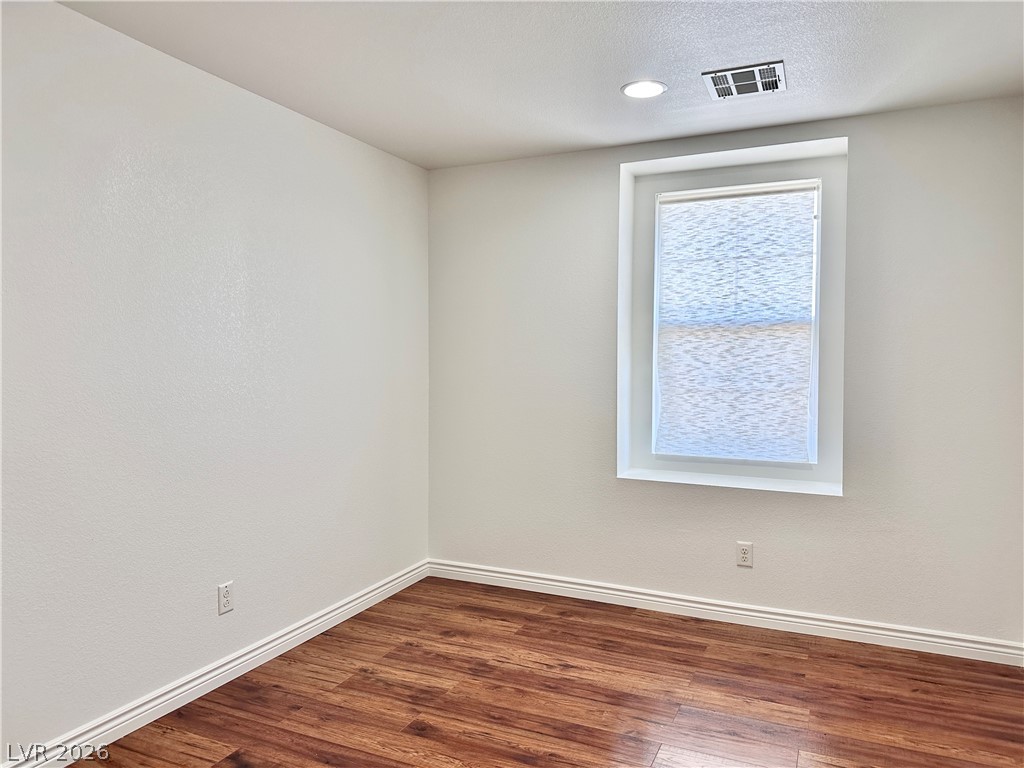 Photo 36 of 51, 9830 Colenso Court