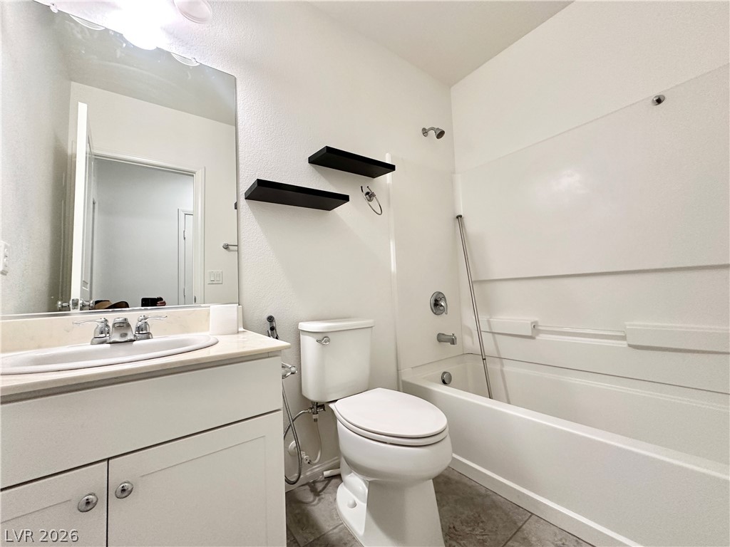 Photo 44 of 51, 9830 Colenso Court