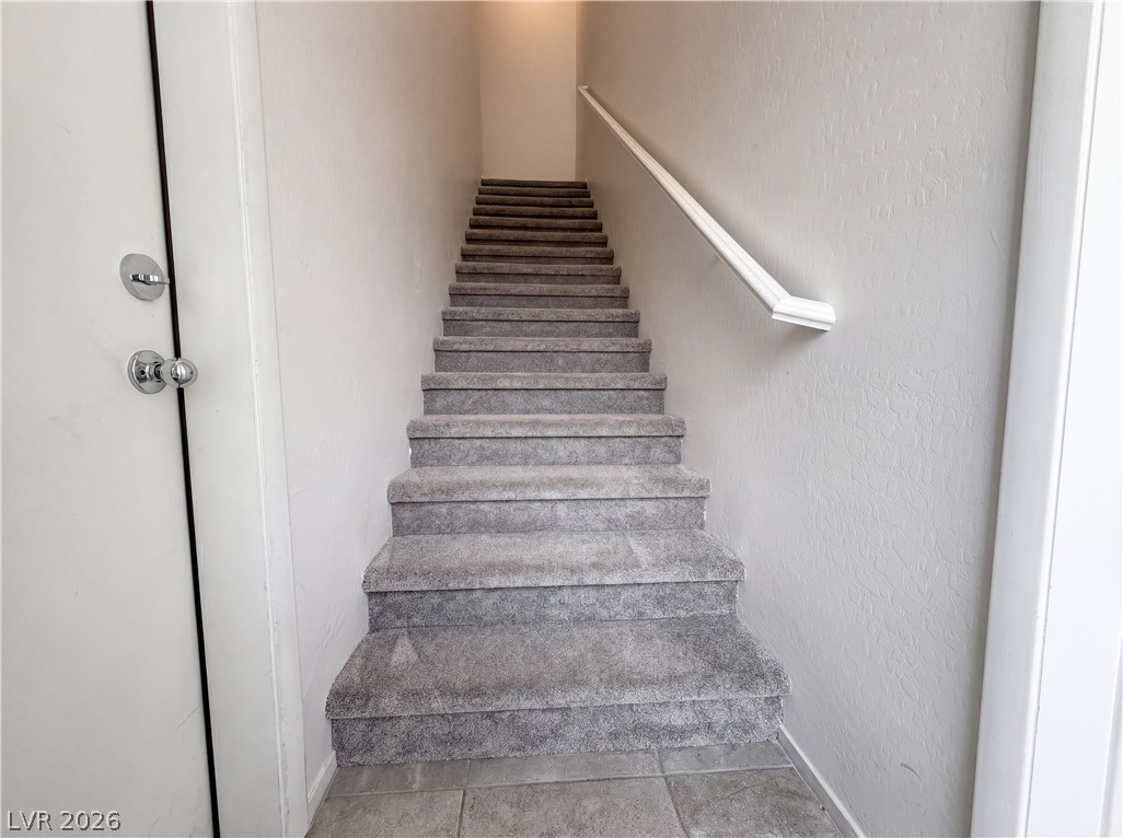 Photo 7 of 18, 8457 Insignia Avenue #106