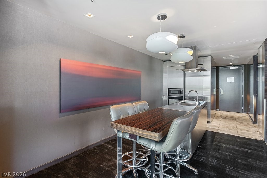 Photo 6 of 47, 4381 W Flamingo Road #23301