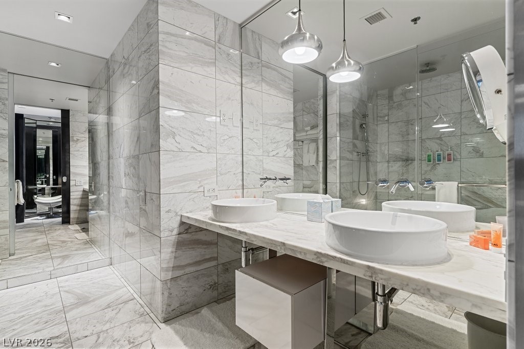 Photo 21 of 47, 4381 W Flamingo Road #23301